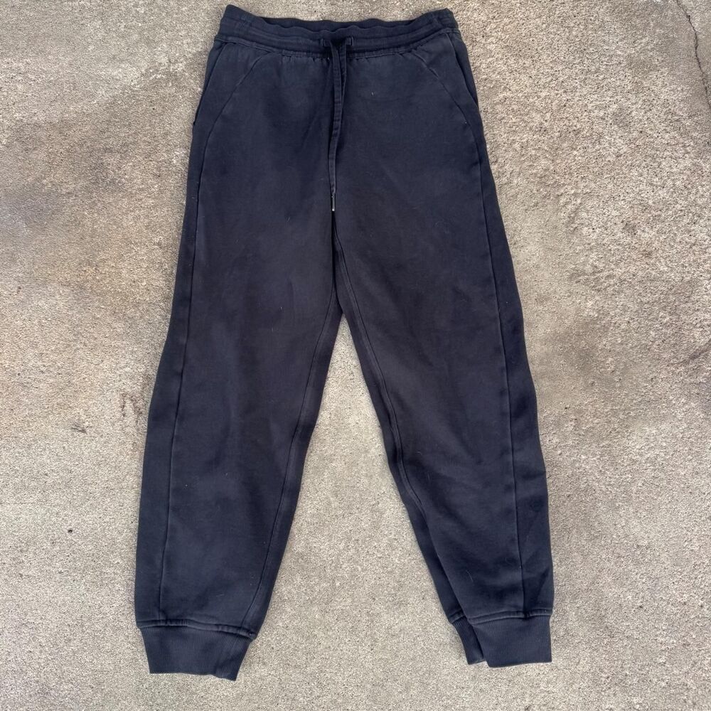 Lululemon Women's Black and Navy Joggers-tracksuits